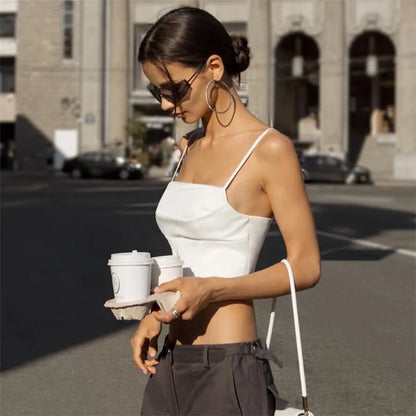 SUMMER CHIC SPAGHETTI STRAP CROP TOP